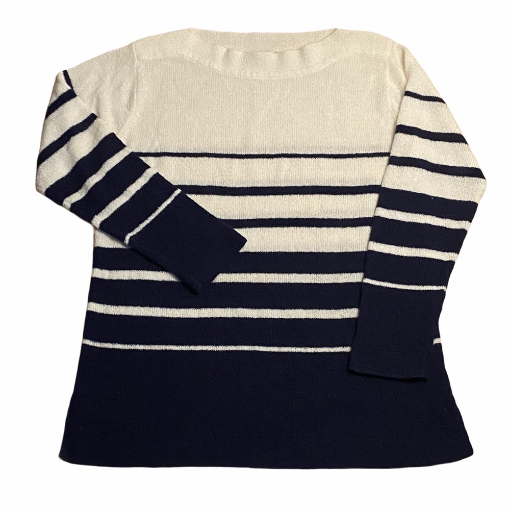 Carolyn Taylor small stripped blue & white sweater
